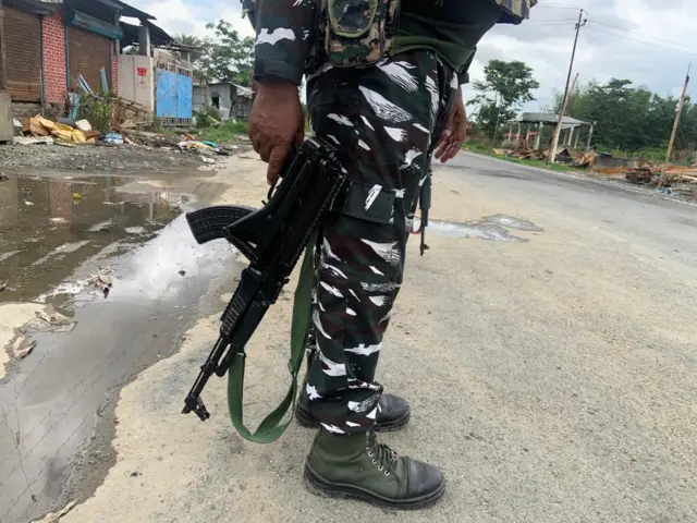 सुरक्षाकर्मी