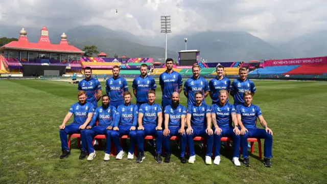 ধরমশালায় ইংল্যান্ডের বিশ্বকাপ স্কোয়াডের ফোটো সেসন