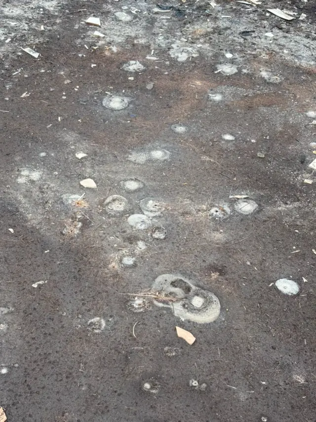 Gas bubbles for di school field for Bille