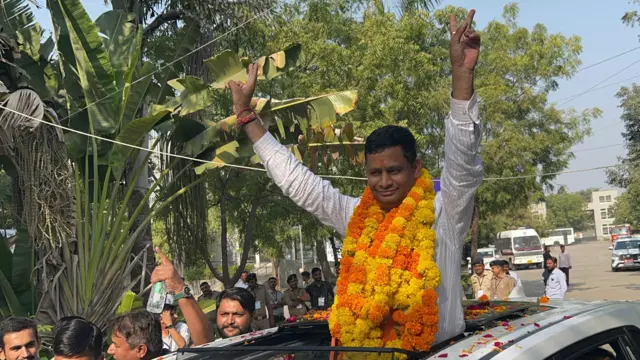 વાવ વિધાનસભા પેટાચૂંટણી, ગેનીબહેન ઠાકોર, ભાજપ સ્વરૂપજી ઠાકોર, અલ્પેશ ઠાકોર, શંકર ચૌધરી, કૉંગ્રેસ ગુલાબસિંહ રાજપૂત, અપક્ષ માવજીભાઈ પટેલ, સી. આર. પાટીલ, 