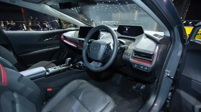 این پنجمین نسل از تویوتا پریوس است