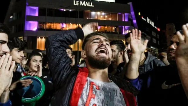 الأزمة الحالية في لبنان تدق جرس إنذار لفرقاء السياسة اللبنانية