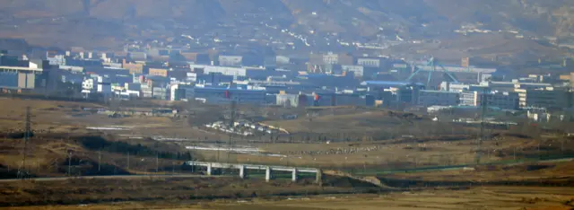 현재 가동이 중단된 상태의 개성공단