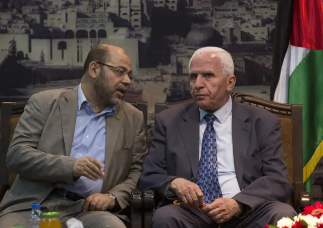 عزام الأحمد وموسى أبو مرزوق