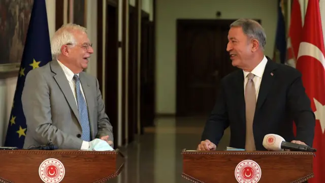 AB Dış Politika ve Güvenlik Yüksek Temsilcisi Josep Borrell ve Milli Savunma Bakanı Hulusi Akar