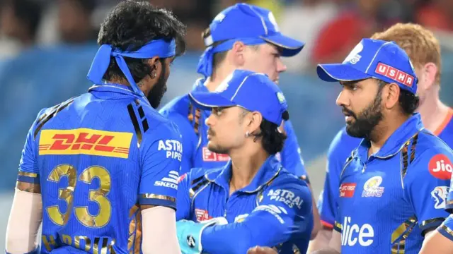 தொடர்ந்து ரசிகர்களால் விமர்சிக்கப்படும் ஹர்திக்