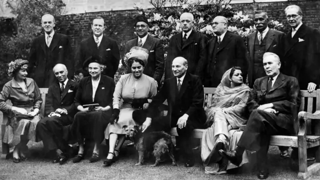 લિયાકત અલી ખાનનાં પત્ની રાના, પાકિસ્તાનનાં ફર્સ્ટ લેડી, પાકિસ્તાનના પહેલા વડા પ્રધાનની હત્યા, પાકિસ્તાન મુસ્લિમ લીગના નેતા, નૉર્મન પંત, કુમાઉના અલમોડાનાં બ્રાહ્મણ, બીબીસી ગુજરાતી આંતરરાષ્ટ્રીય સમાચાર, 