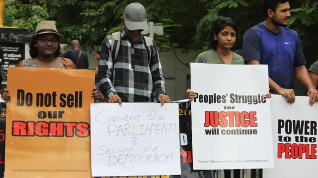 ஜனாதிபதியின் ''பட்டாம்பூச்சி'' கதையின் அர்த்தமென்ன?