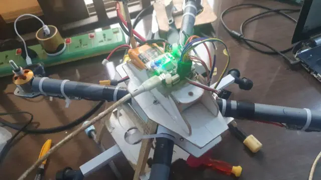 Unfinished drone wey Jubril dey work on