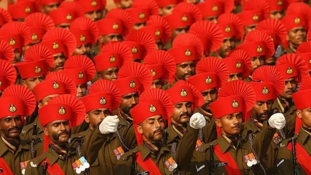 પહેલી ડિસેમ્બરથી કયા નિયમ બદલાશે, પેન્શન બેન્ક વ્યવહારો, એલપીજી, પીએનજી અને સીએનજીના ભાવ, અમેરિકા તથા યુરોપિયન સંઘ સાથે એફટીએ ક્યારે થશે ? બીબીસી ન્યૂઝ ગુજરાતી 