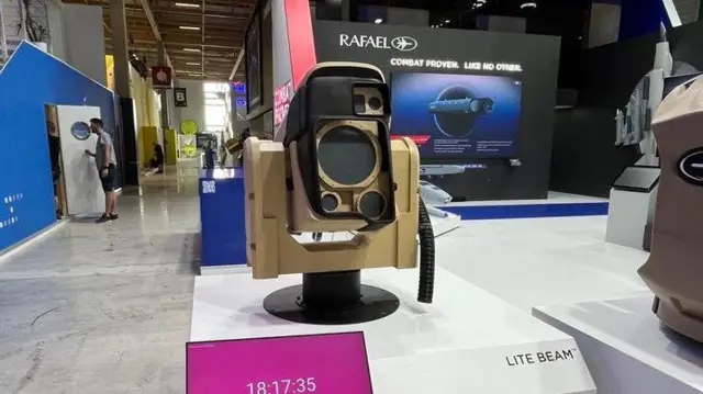 Lite Beam402