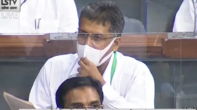 ਲੋਕ ਸਭਾ ਵਿੱਚ ਮਨੀਸ਼ ਤਿਵਾੜੀ ਬੋਲਦੇ ਹੋਏ