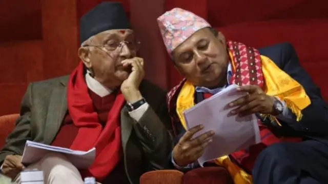 ओली र पोख्रेल