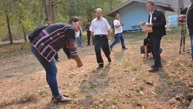 ทีมทนายมูลนิธิผสานวัฒนธรรมร่วมกับองค์กรสิทธิฯ ลงพื้นที่เก็บข้อมูลเพิ่มเติมเมื่อวันที่ 8 เม.ย.2560