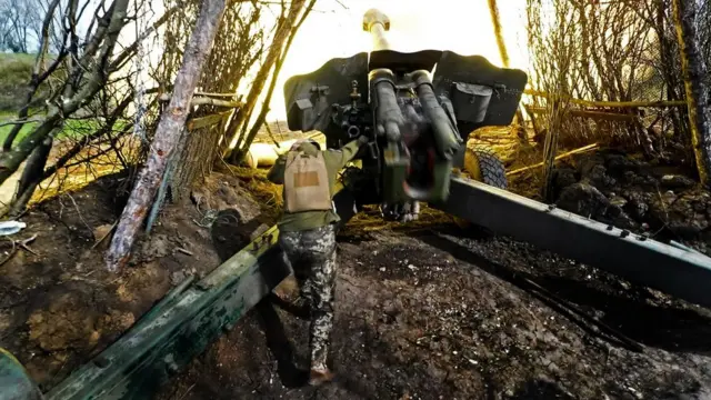 Ingabo za Ukraine ziriko zitegurira igitero rurangiza 