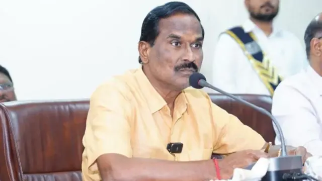 துரகபளம்: 5 மாதங்களில் 29 மரணங்கள் - ஆந்திராவின் இந்த தலித் கிராமத்தில் என்ன நடக்கிறது?