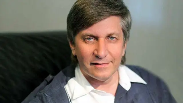 Виктор Михайлов