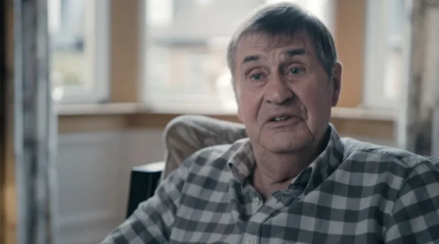 ஒரு சிகரெட் துண்டு 30 வருட மர்மத்தை தீர்க்க உதவியது எப்படி?