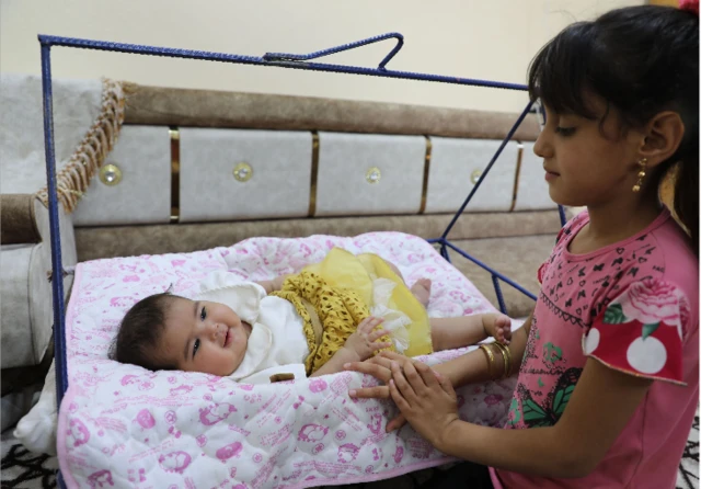 عفراء وابنة عمتها 