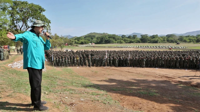 Nicolás Maduro durante ato com cadetes do exército venezuelano no estadoaposta nordeste futebolCojedes, no centro do país