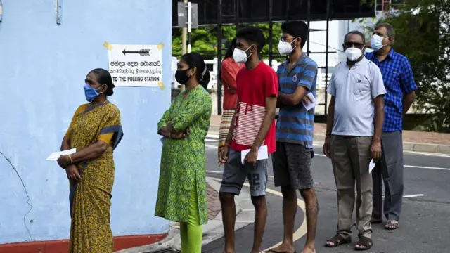 இலங்கையில் ஜனாதிபதித் தேர்தல் அறிவிப்பு - ஜனாதிபதி எவ்வாறு தெரிவு செய்யப்படுவார்?