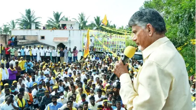 కుప్పంలో చంద్రబాబు