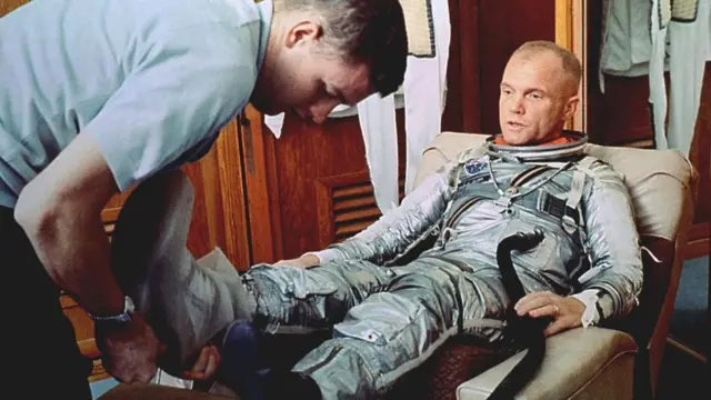 Прежде чем получить допуск к полету, астронавтам приходилось пройти ряд изнурительных медицинских исследований