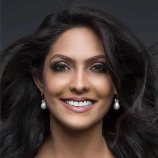 கெரோலின் ஜுரி