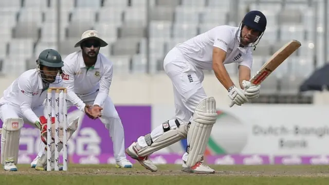 الیسٹيئر کک