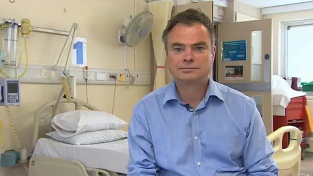 البروفيسور جونز