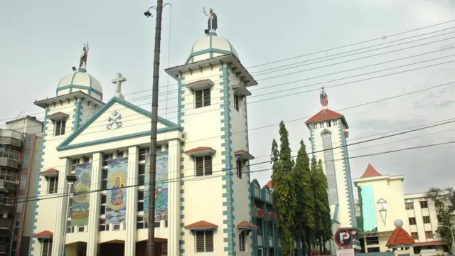 बेसिलिका चर्च, एरनाकुलम