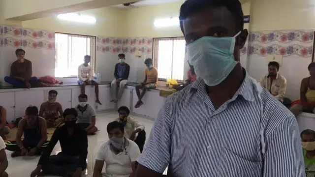 தொழிலாளர்கள்