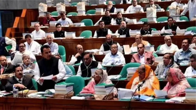 অপ্রদর্শিত আয় সাদা করতে বিশেষ সুযোগ দেয়া হয়েছে এবার