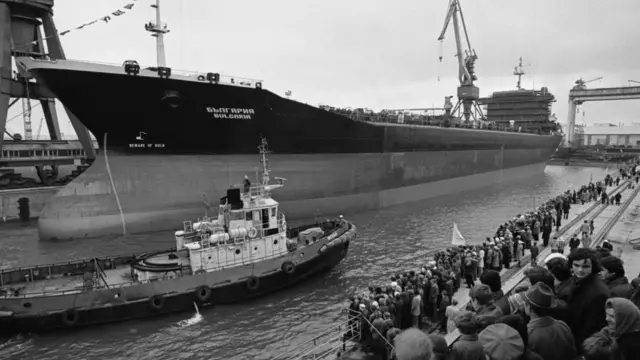 Сухой док в николаевской верфи