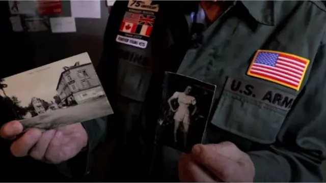 সাংবাদিকদের জেনেই-এর সেই ছবিটি দেখান মিস্টার রবিন্স।