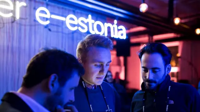 В Эстонии подчеркивают, что "цифровое правительство" создает новые рабочие места