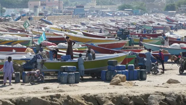 ایران، پاکستان، سمگلنگ، کوکنگ آئل، تیل، گوادر