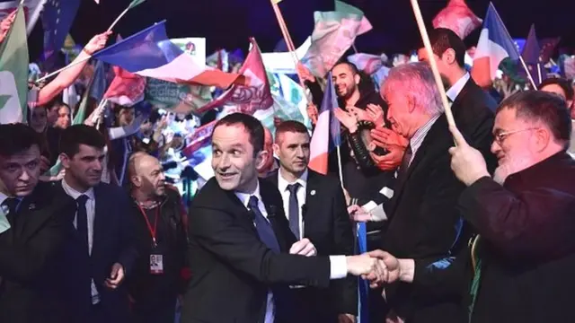 Pour Slate, Hamon est le débouché électoral d'une révolte du cœur de l'électorat socialiste.