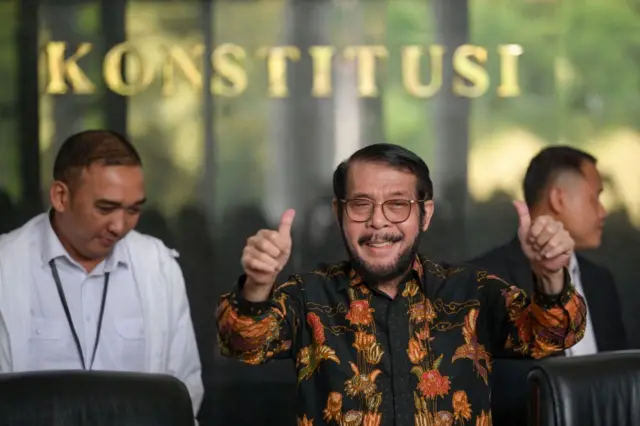 Hakim konstitusi, Anwar Usman merupakan hakim karir usulan presiden yang menjadi sorotan publik.