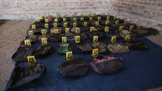 Awọn baagi naa ni wọn to kalẹ yii.