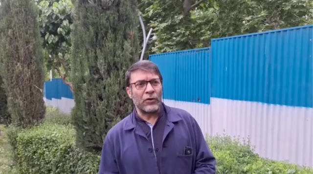 مرتضی هادی جابریمقدم، استاد دانشکده شهرسازی دانشگاه تهران در پارک لاله