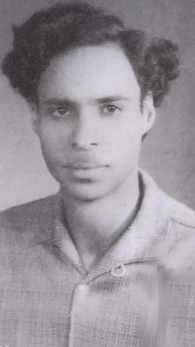 જૌન એલિયા, ઉર્દૂ સાહિત્ય, સાહિત્ય, ગઝલ, કવિતા, મુશાયરો, દિલ્હી, બીબીસી ગુજરાતી, કવિ, શાયર, ગઝલકાર
