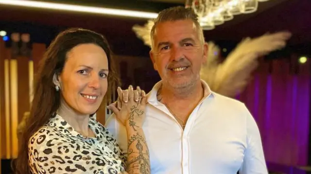 क्रिस रीकमैन्स और उनकी पत्नी 