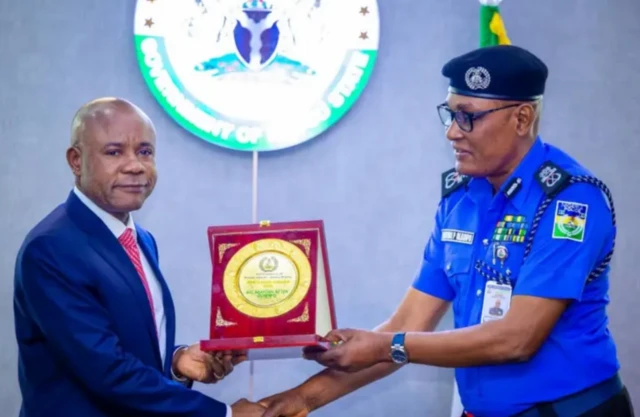 Aworan Gomina ipinlẹ Enugu, Peter Mbah