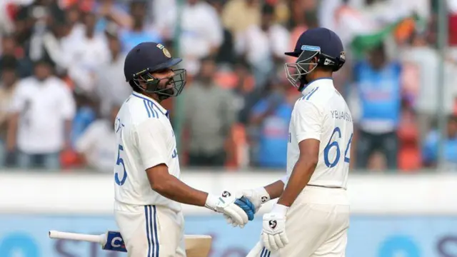 रोहित शर्मासोबत यशस्वी जैस्वाल