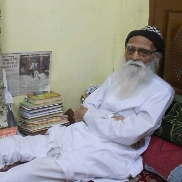 हंसराज वायरलेस यांचे सहकारी मिर्झा नसीम चंगेझी