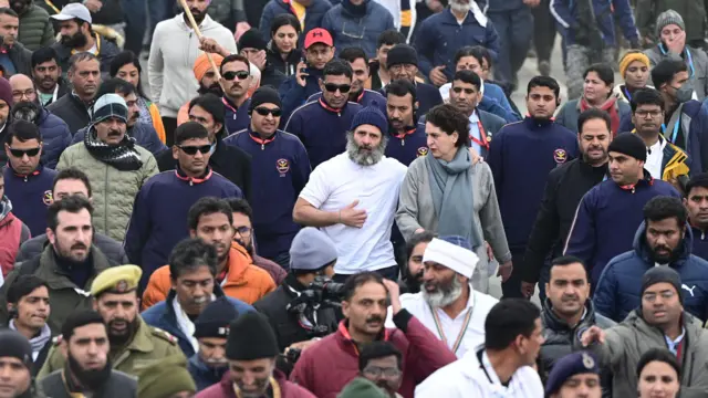 भारत जोड़ो यात्रा के दौरान राहुल गांधी और प्रियंका गांधी