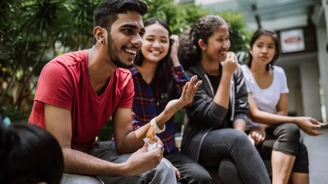 విద్యార్థులు