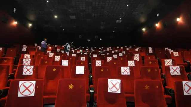 सर्विस सेक्टर