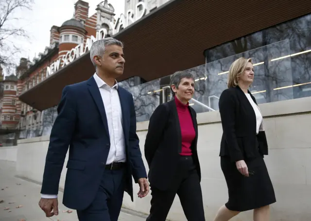 'เครสซิดา